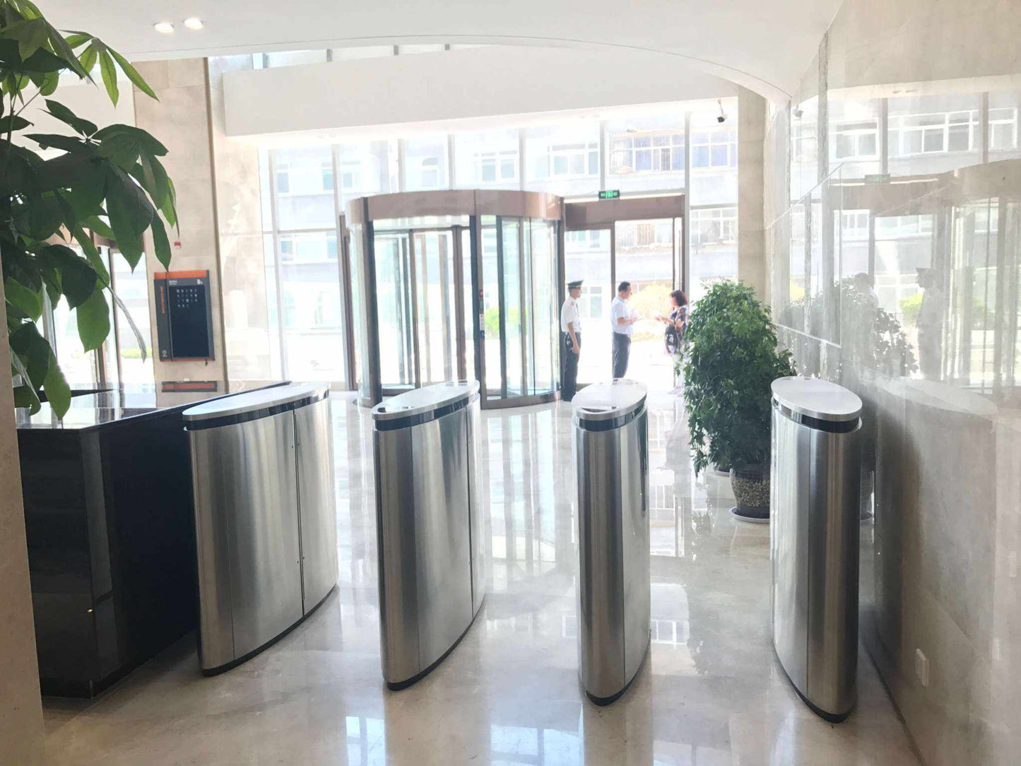 RG200 Retractable Gate in a modern corporate lobby.